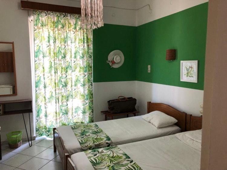 Thalia Hotel Kamena Vourla Exterior photo